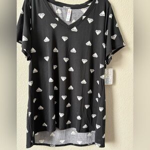 LuLaRoe Christy T-Shirt with Black White Diamond Print